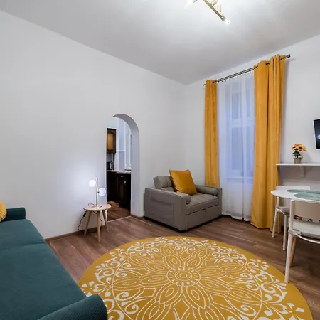 Traugutta Comfort By Bookinghost *