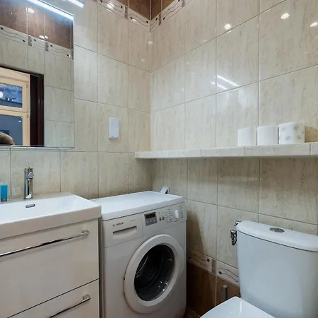 Traugutta Comfort By Bookinghost 포즈난